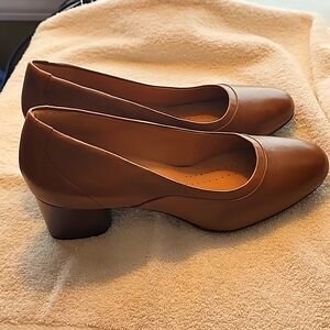 Clarks Unstructured Heels